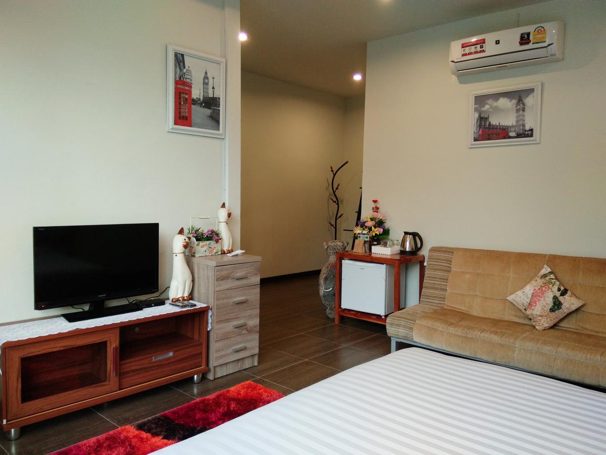 Bluemoon Riverside Phibun Mangsahan Екстер'єр фото